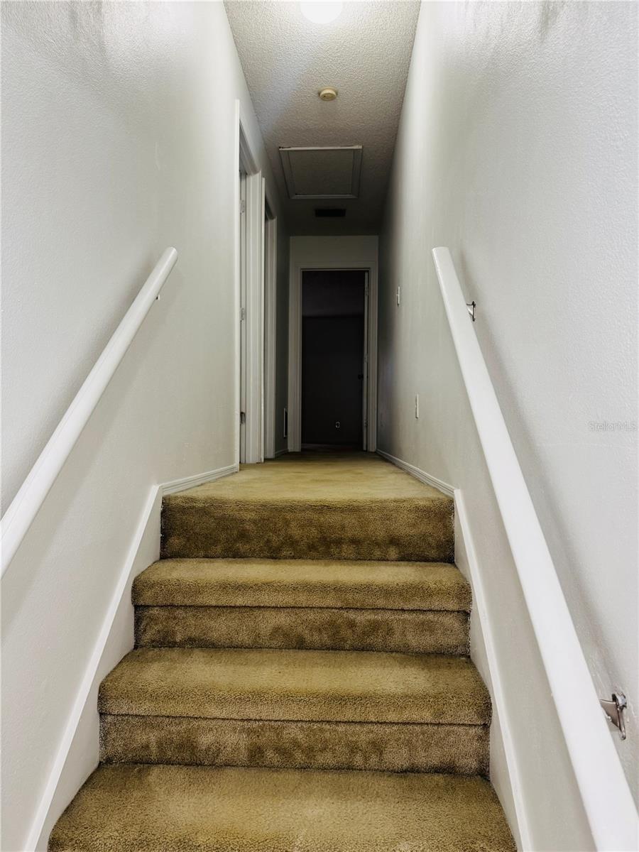 ENCLAVE THE - Residential Lease