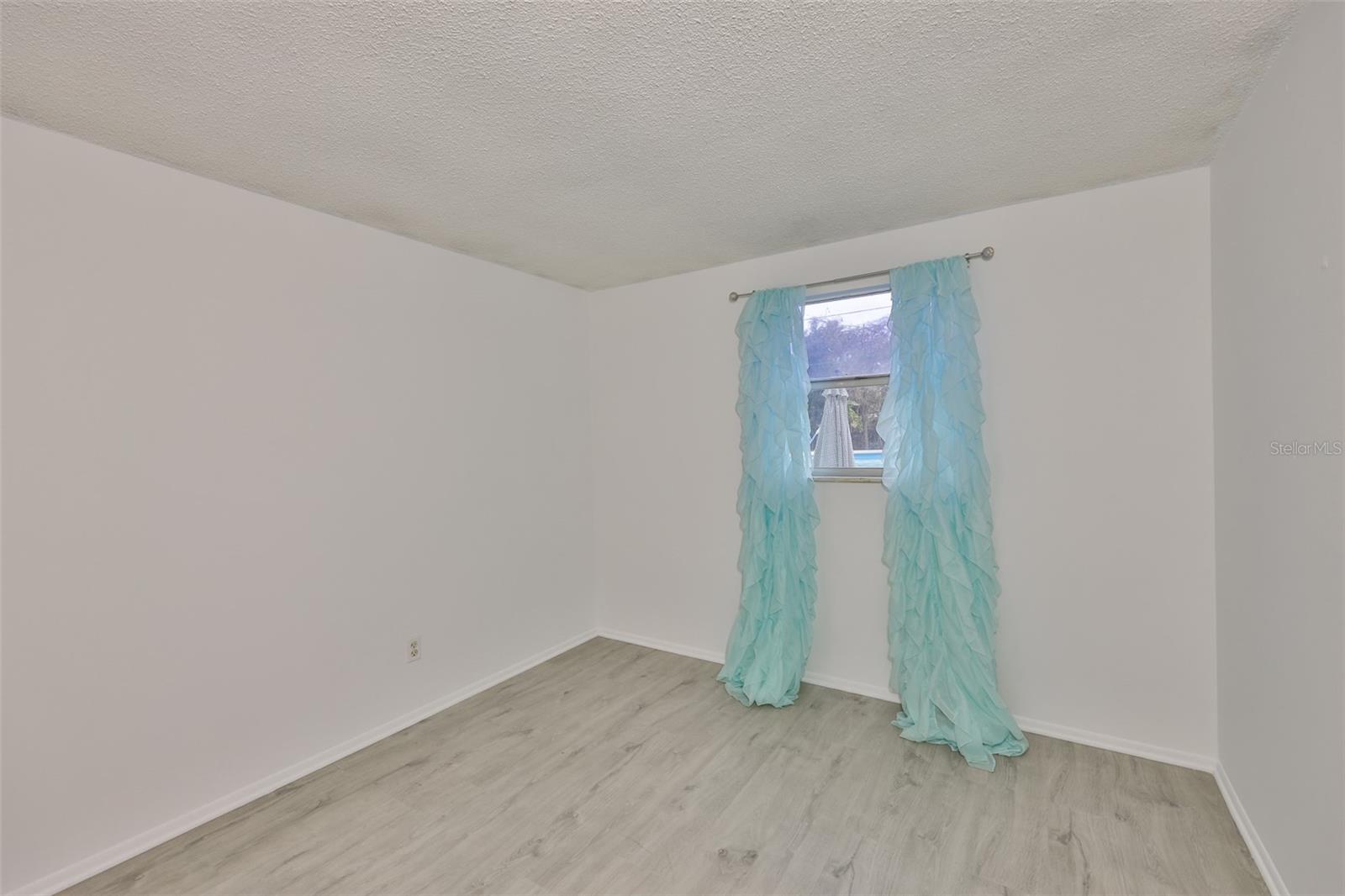 SEMINOLE GARDENS - Residential