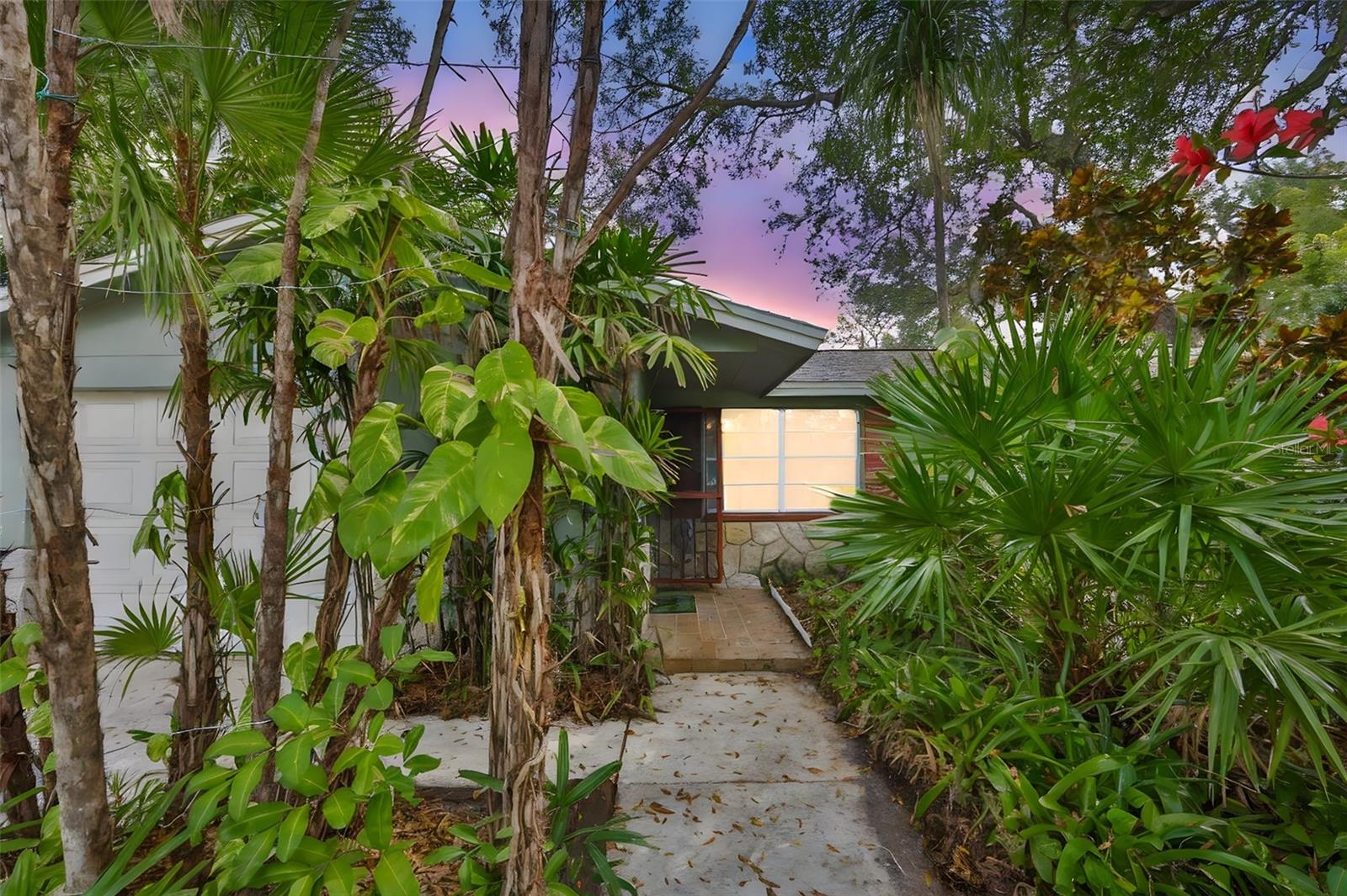 SEMINOLE GARDENS - Residential