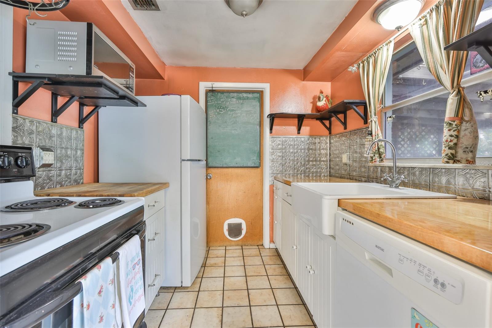 SEMINOLE GARDENS - Residential