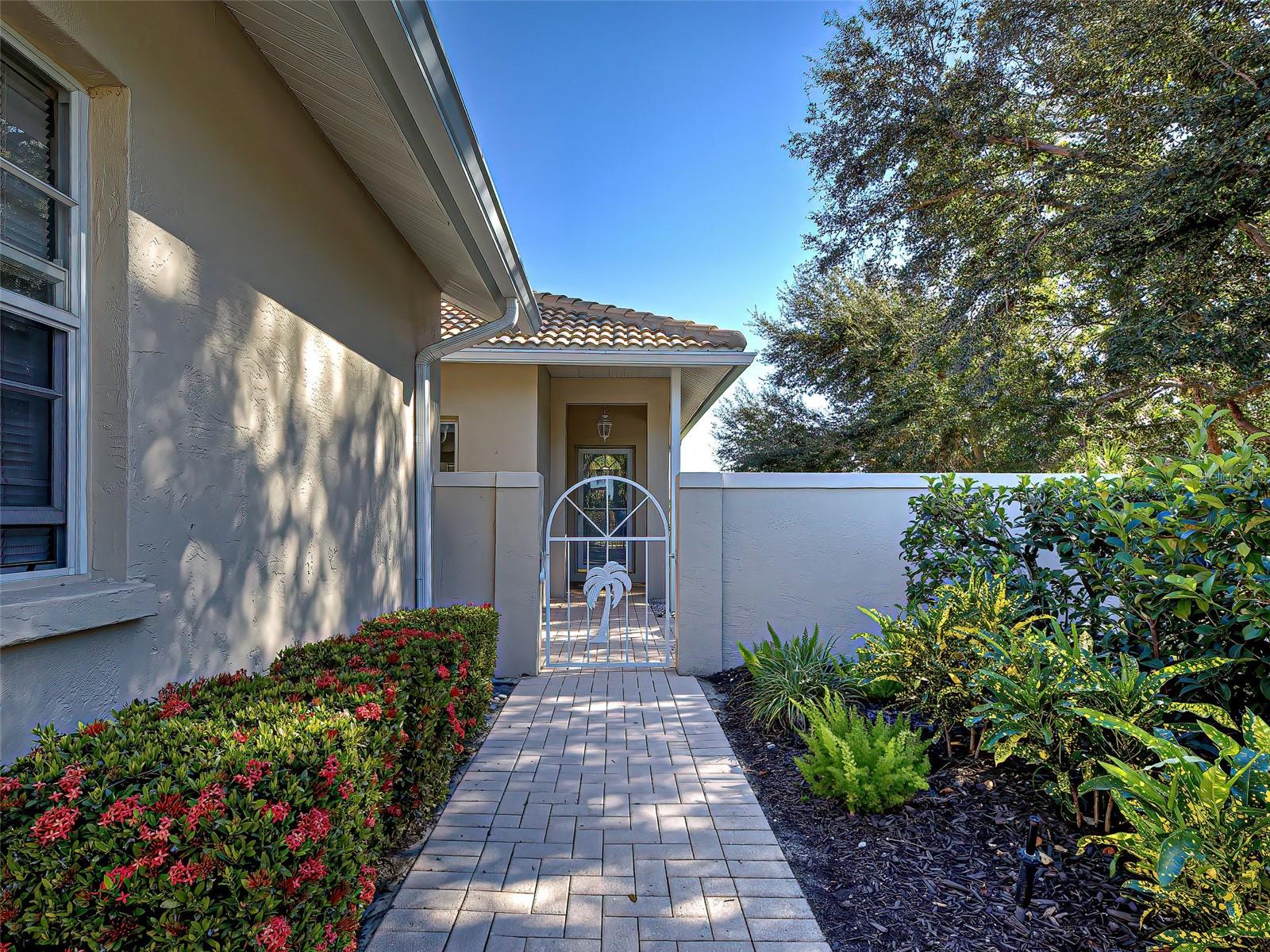 1275 BERKSHIRE CIRCLE, VENICE, FL, 34292 3 1275 BERKSHIRE CIRCLE