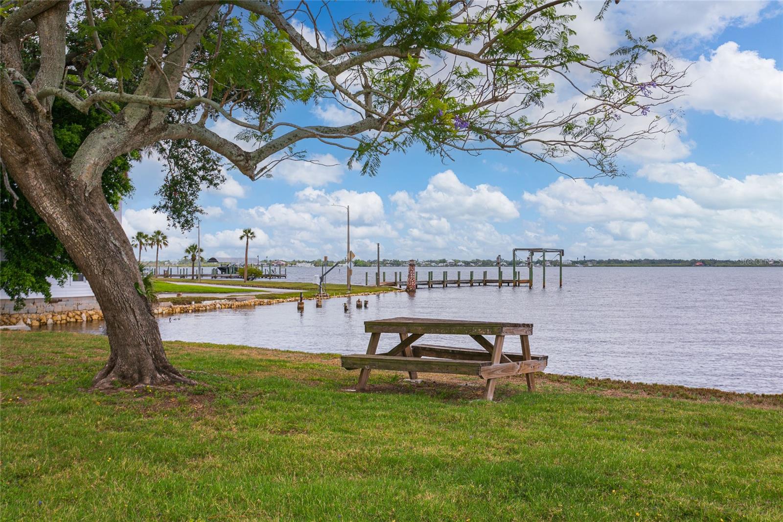 BRADEN CASTLE PARK - Residential