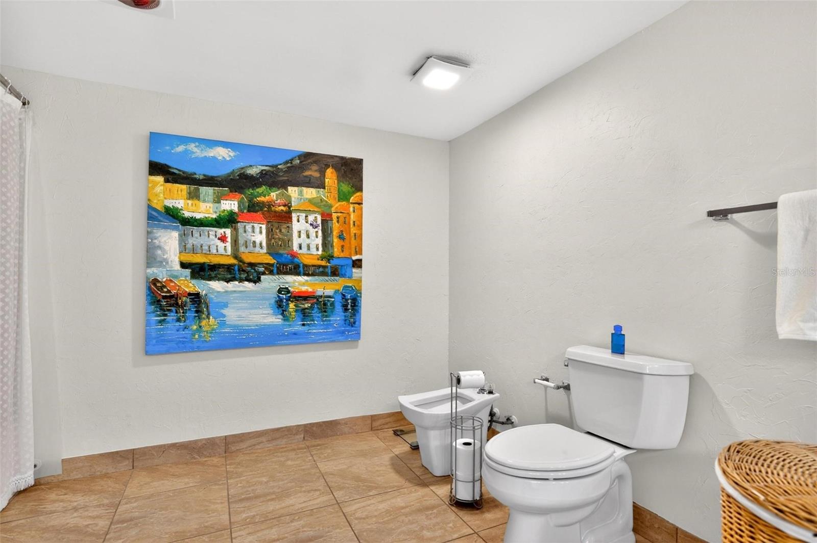 ROYAL ATLANTIC CONDO - Residential