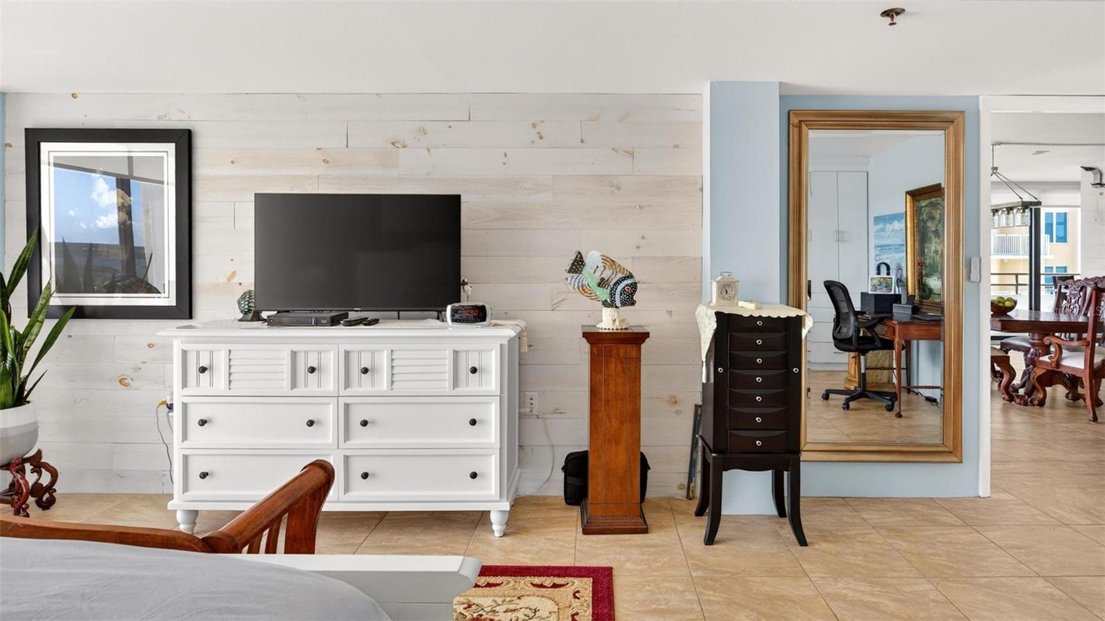 ROYAL ATLANTIC CONDO - Residential