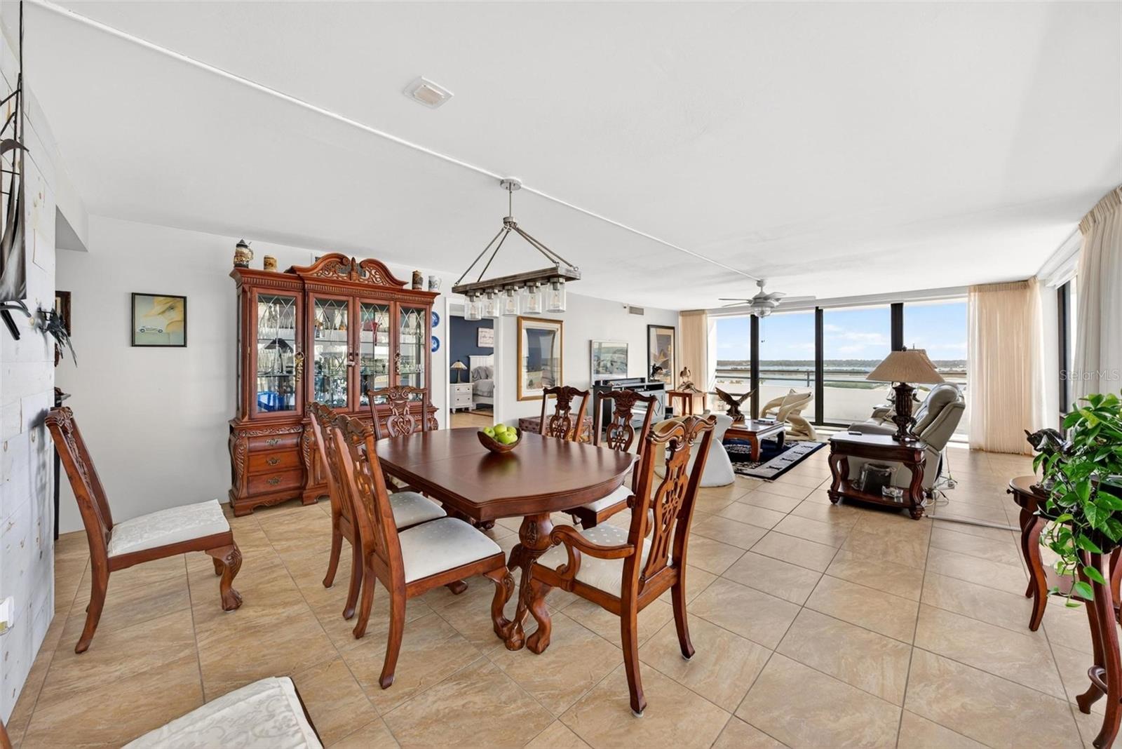 ROYAL ATLANTIC CONDO - Residential