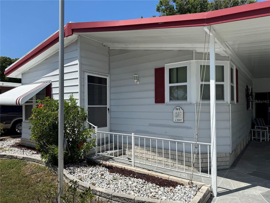 Photo of 1001 Starkey Road #262, Largo, FL 33771 (MLS # TB8491698)