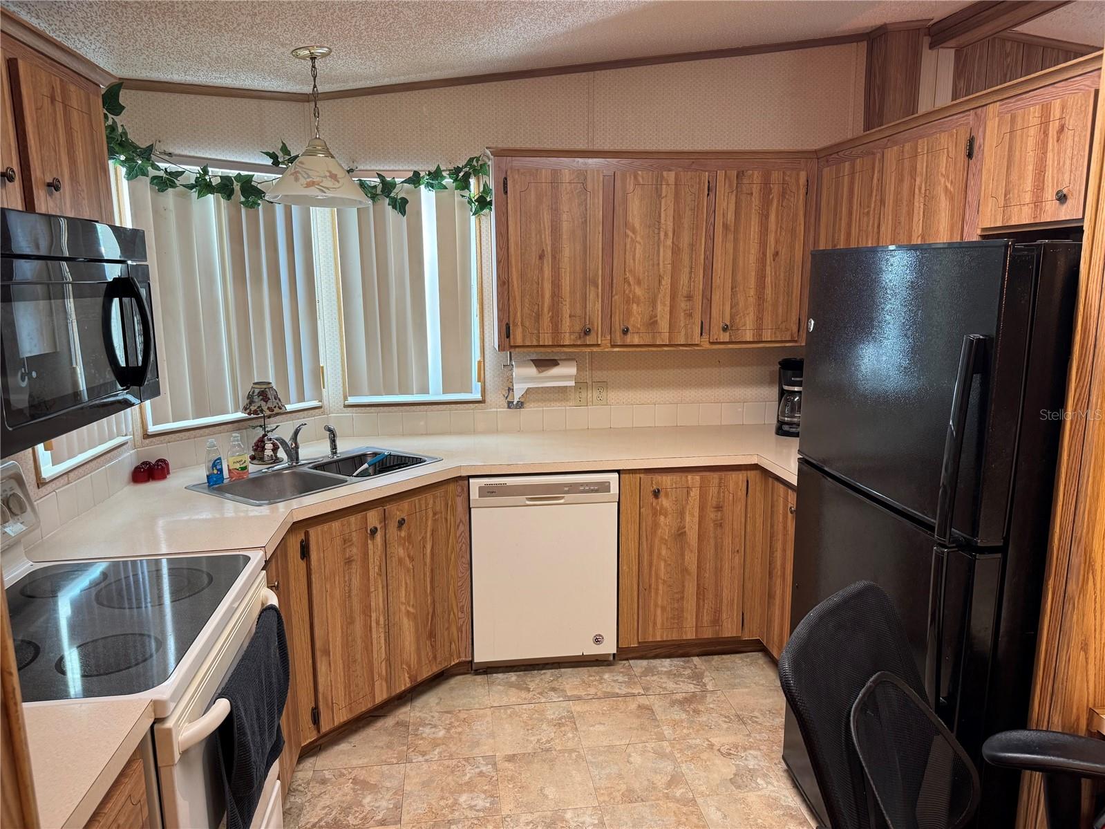 PARADISE ISLAND CO-OP INC - Residential