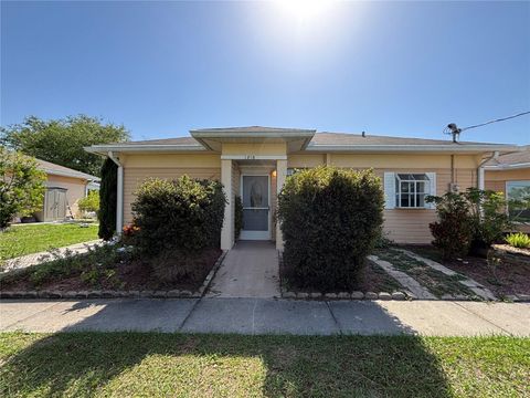 Photo of 1219 Club Circle, Lakeshore, FL 33854 (MLS # P4934263)