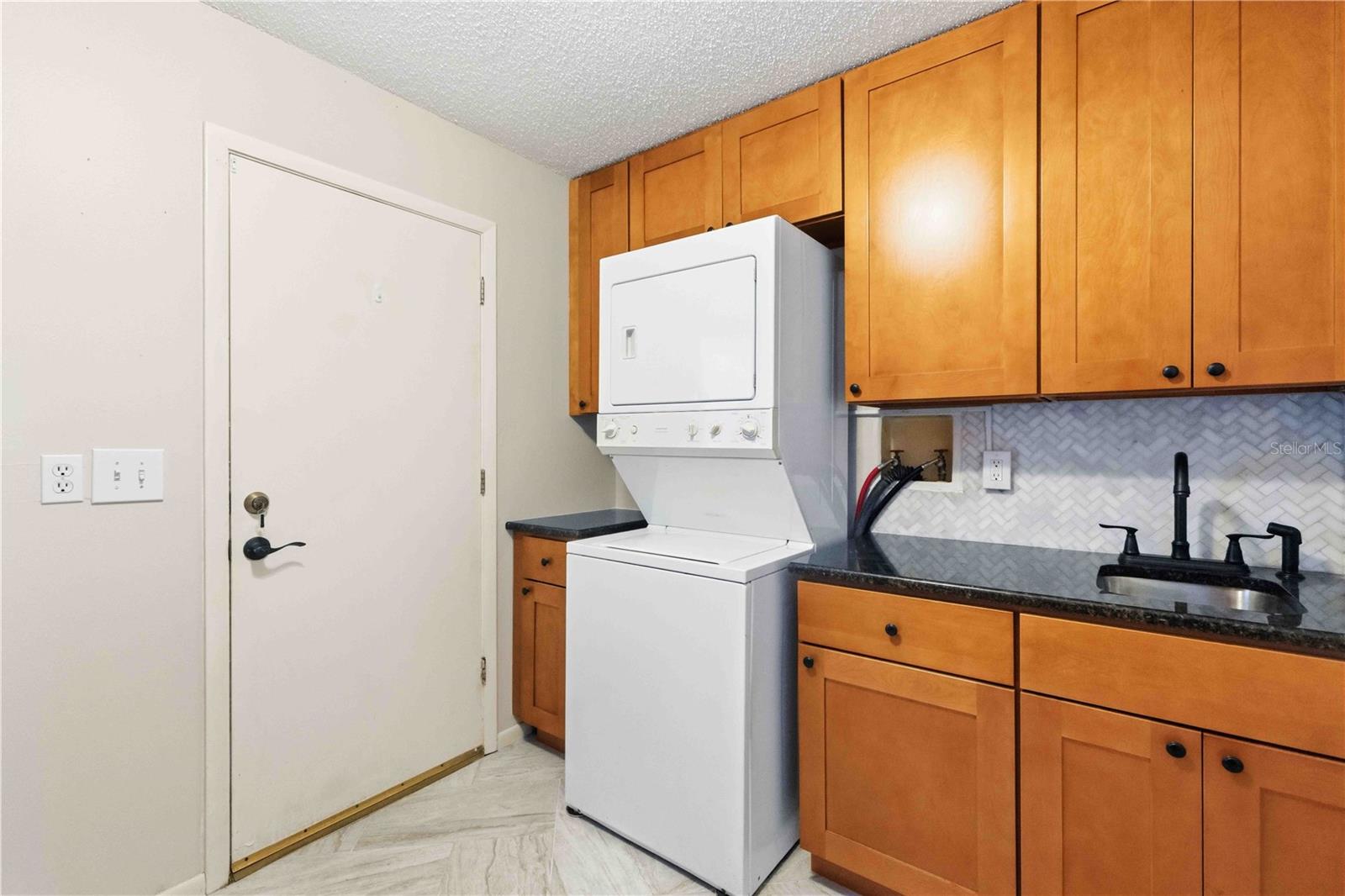 VILLAGE GREEN OF BRADENTON SEC 5 - Residential