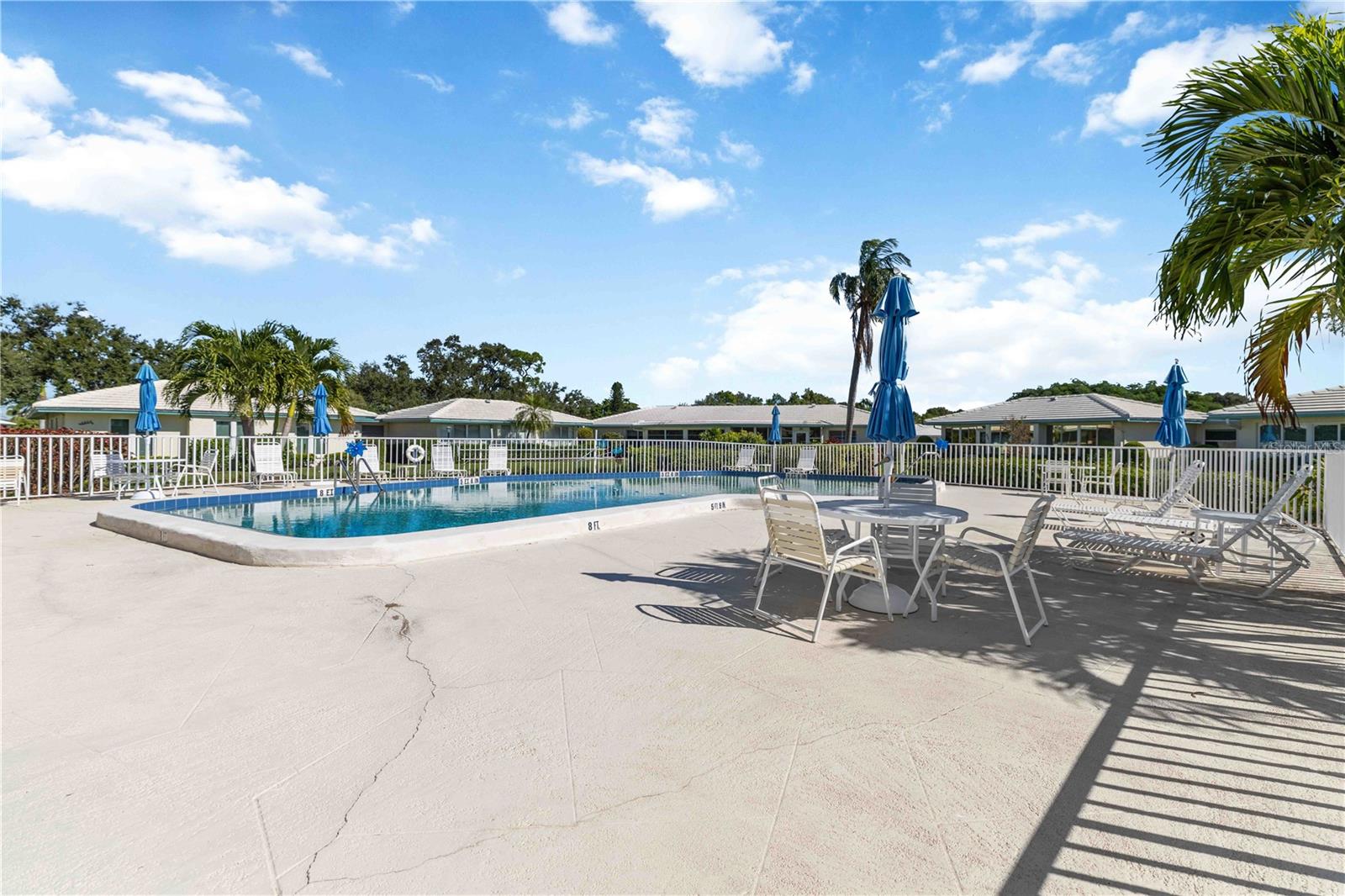 VILLAGE GREEN OF BRADENTON SEC 5 - Residential