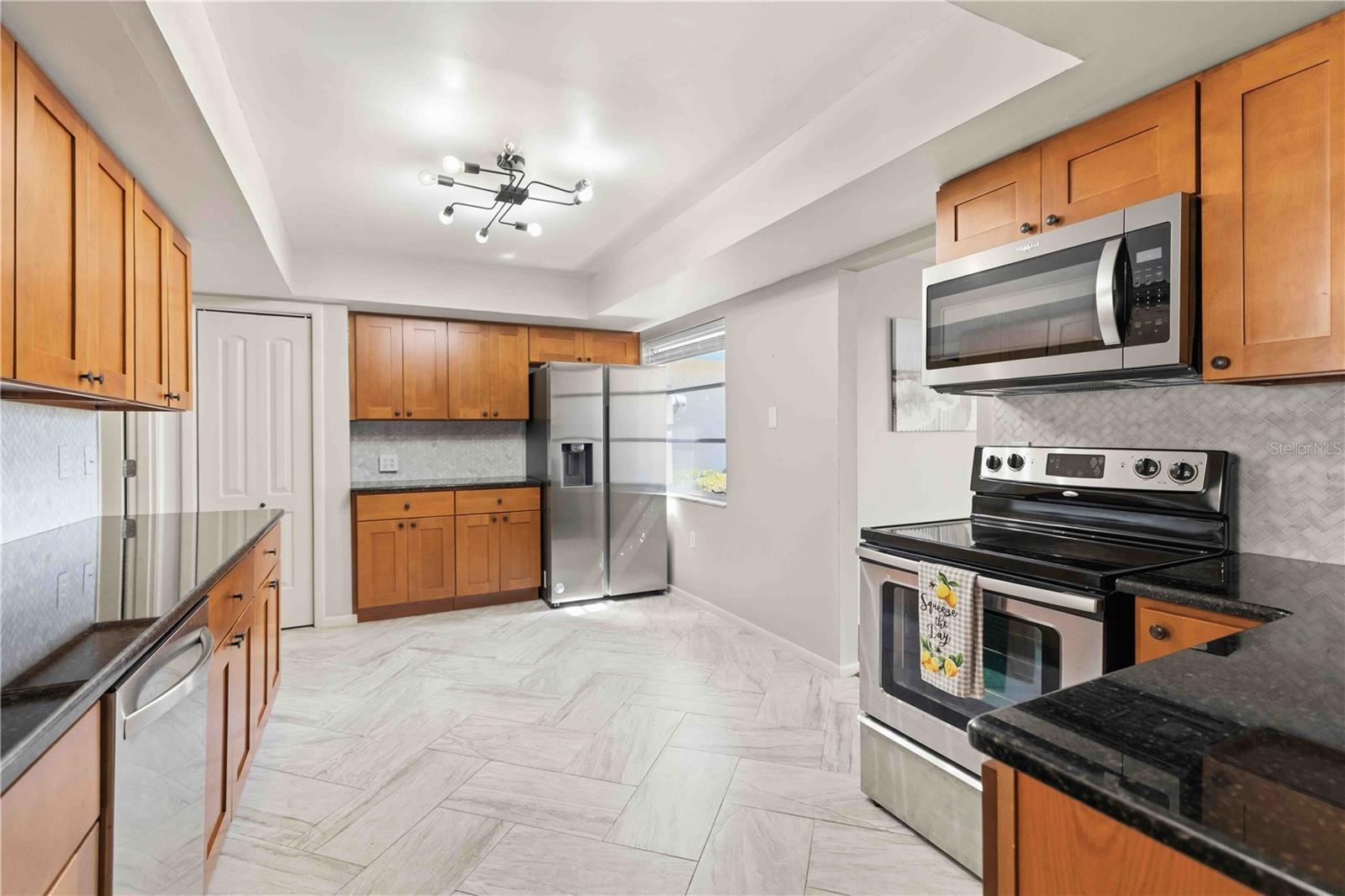 VILLAGE GREEN OF BRADENTON SEC 5 - Residential