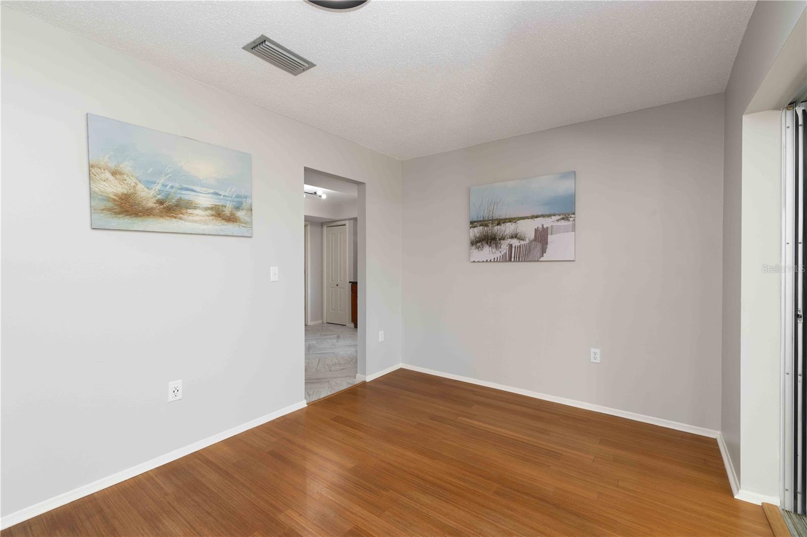 VILLAGE GREEN OF BRADENTON SEC 5 - Residential