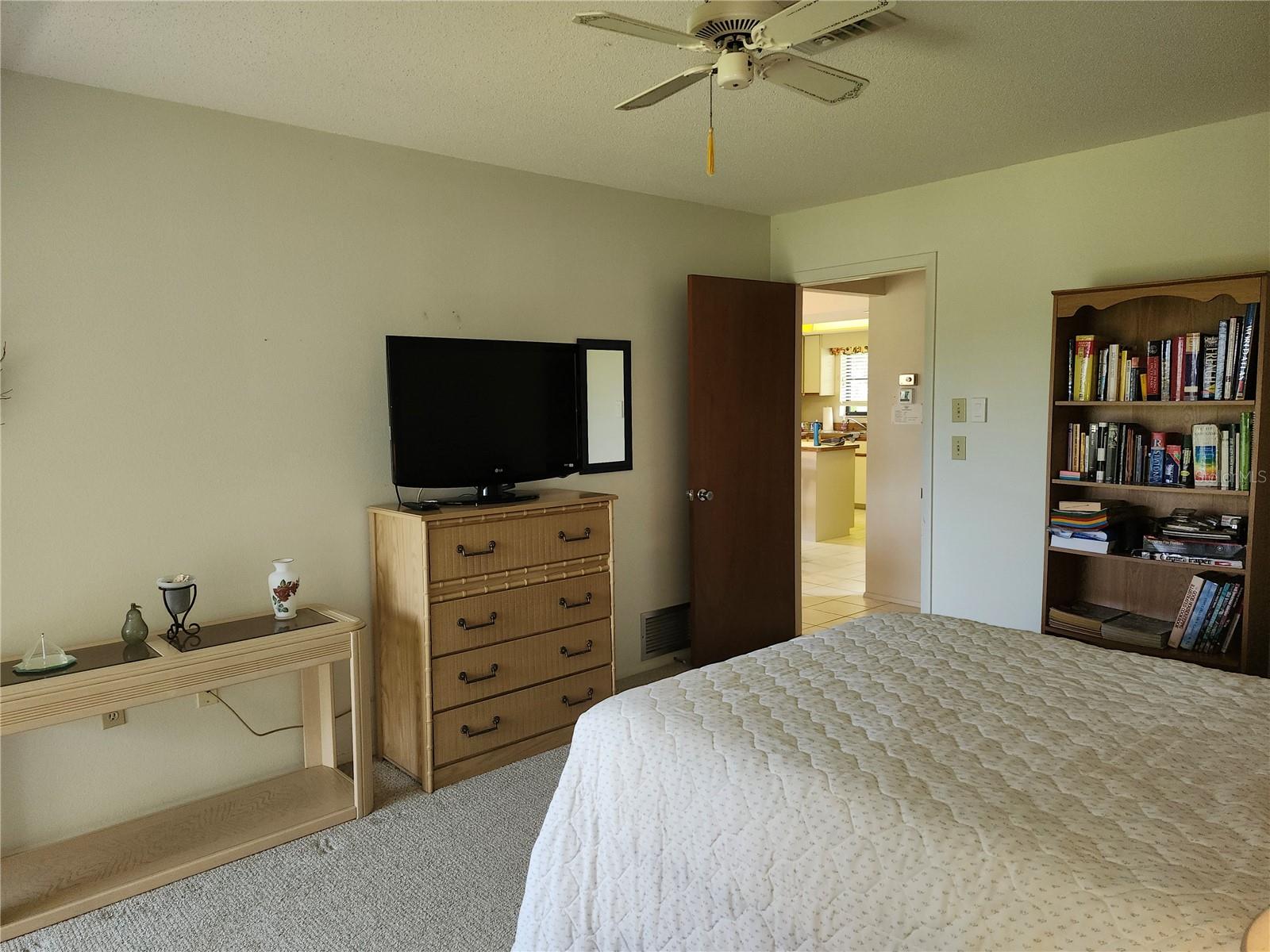 FOREST PARK CONDO PH 01 BLDG 02 - Residential