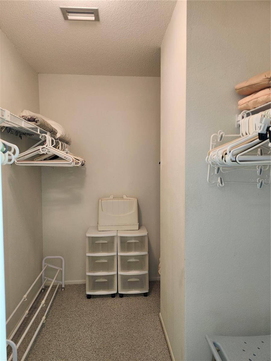 FOREST PARK CONDO PH 01 BLDG 02 - Residential