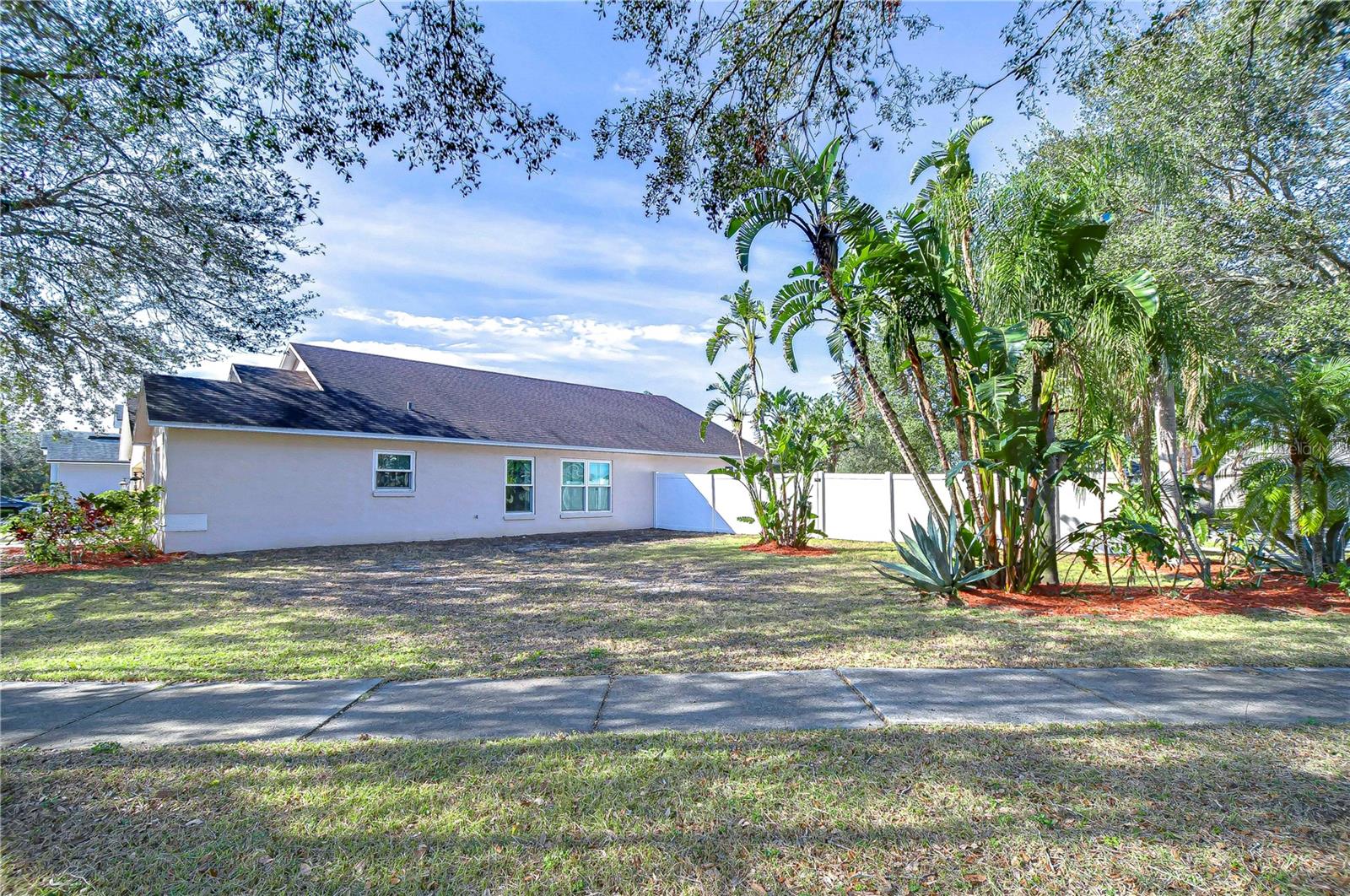 7136 COLONY POINTE DRIVE
