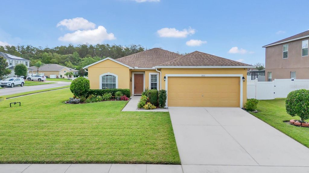 Photo of 1801 Stargazer Trail, Kissimmee, FL 34758 (MLS # TB8444963)