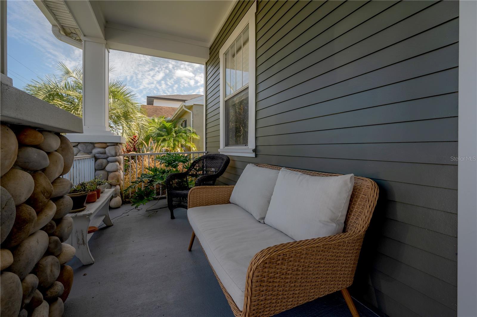 SUBURB ROYAL - Residential