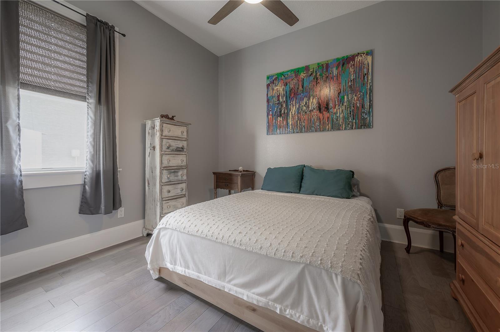 SUBURB ROYAL - Residential