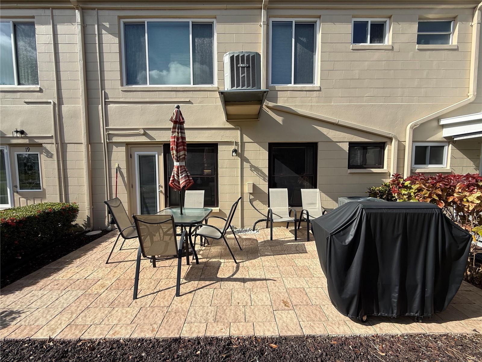 ON TOP OF THE WORLD - Residential