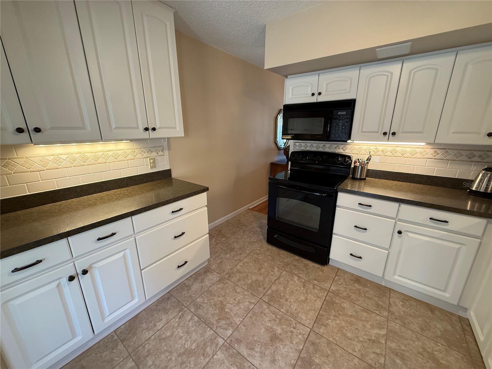 ON TOP OF THE WORLD - Residential