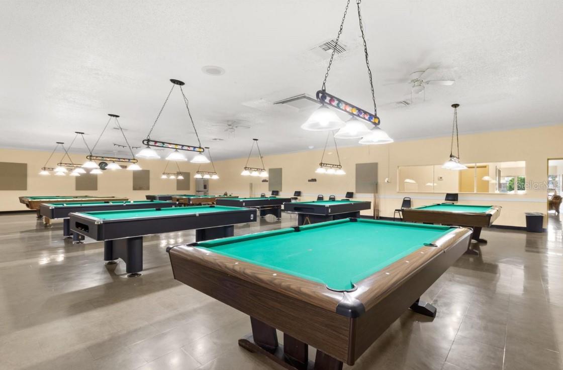 ON TOP OF THE WORLD - Residential