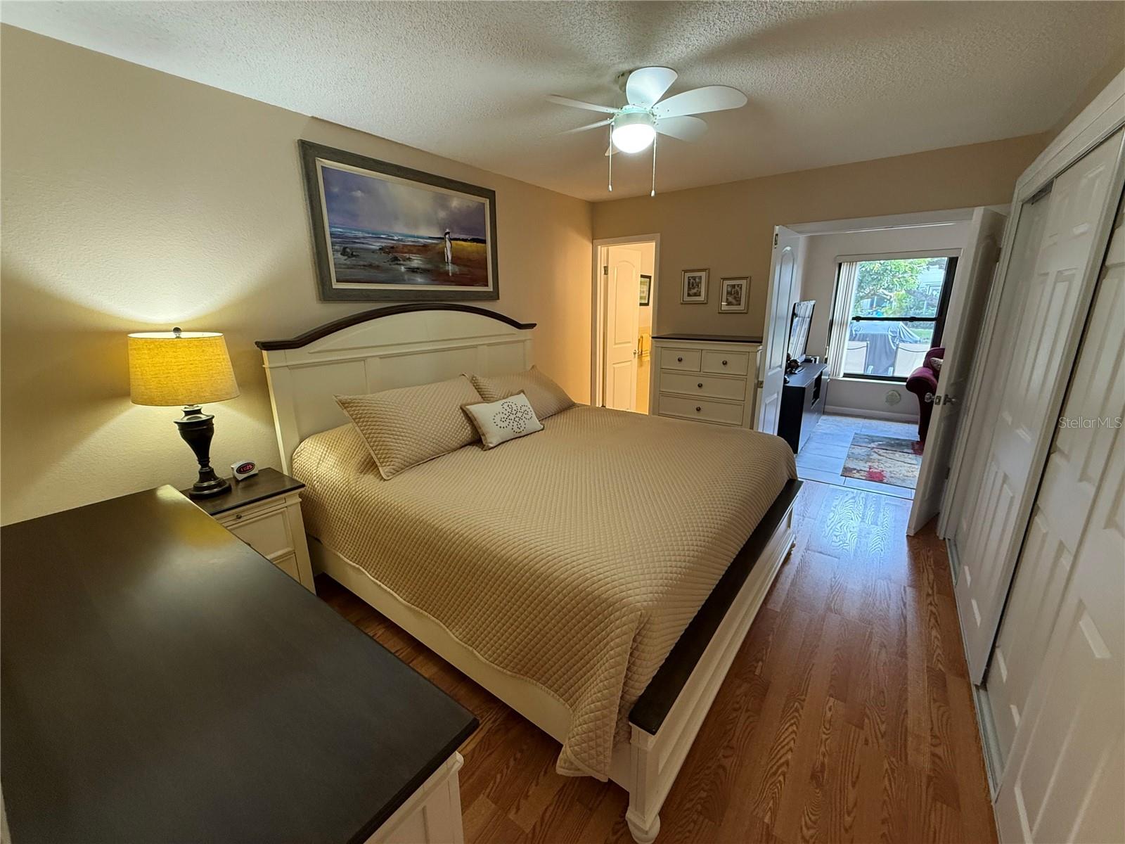 ON TOP OF THE WORLD - Residential