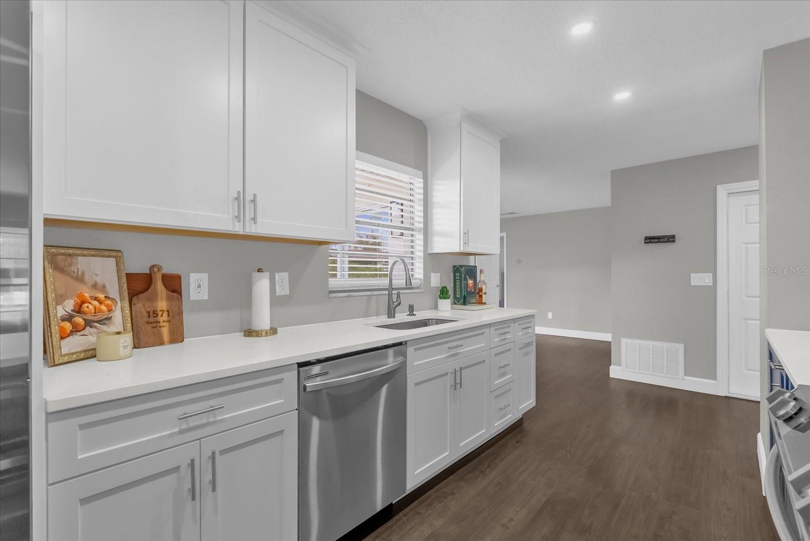 SYLVAN LAKE 1ST ADD - Residential