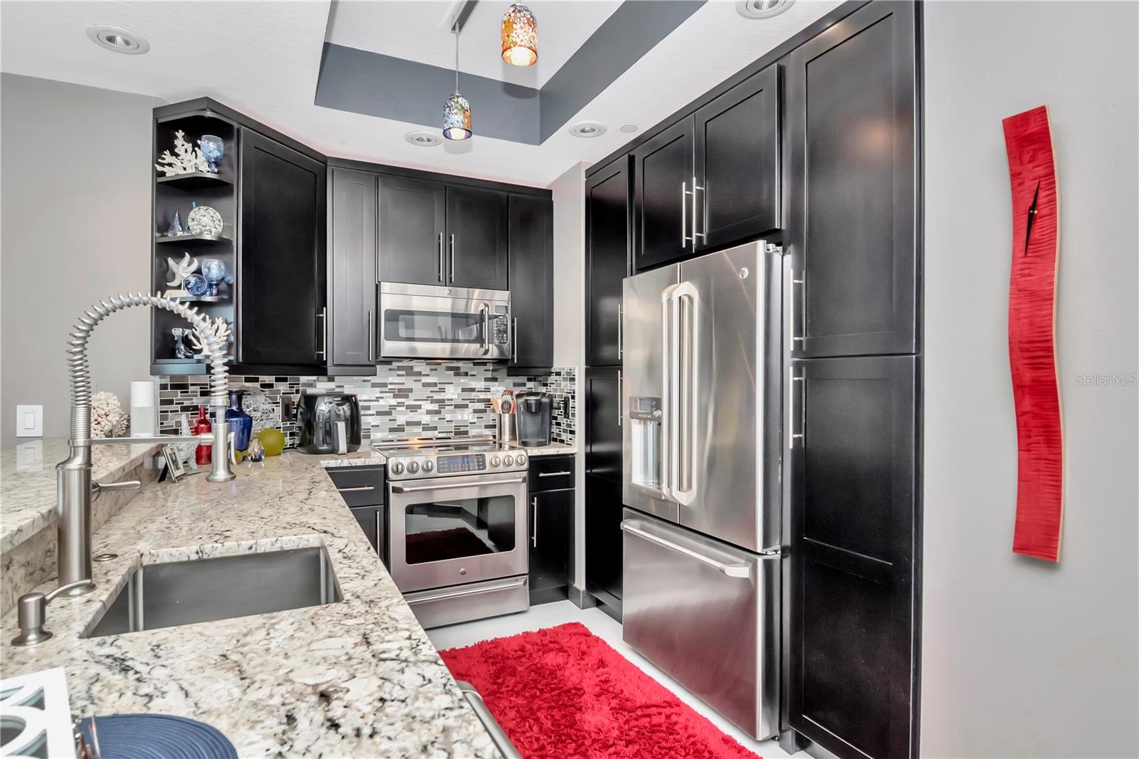 TOWERS OF CHANNELSIDE CONDOMIN - Residential