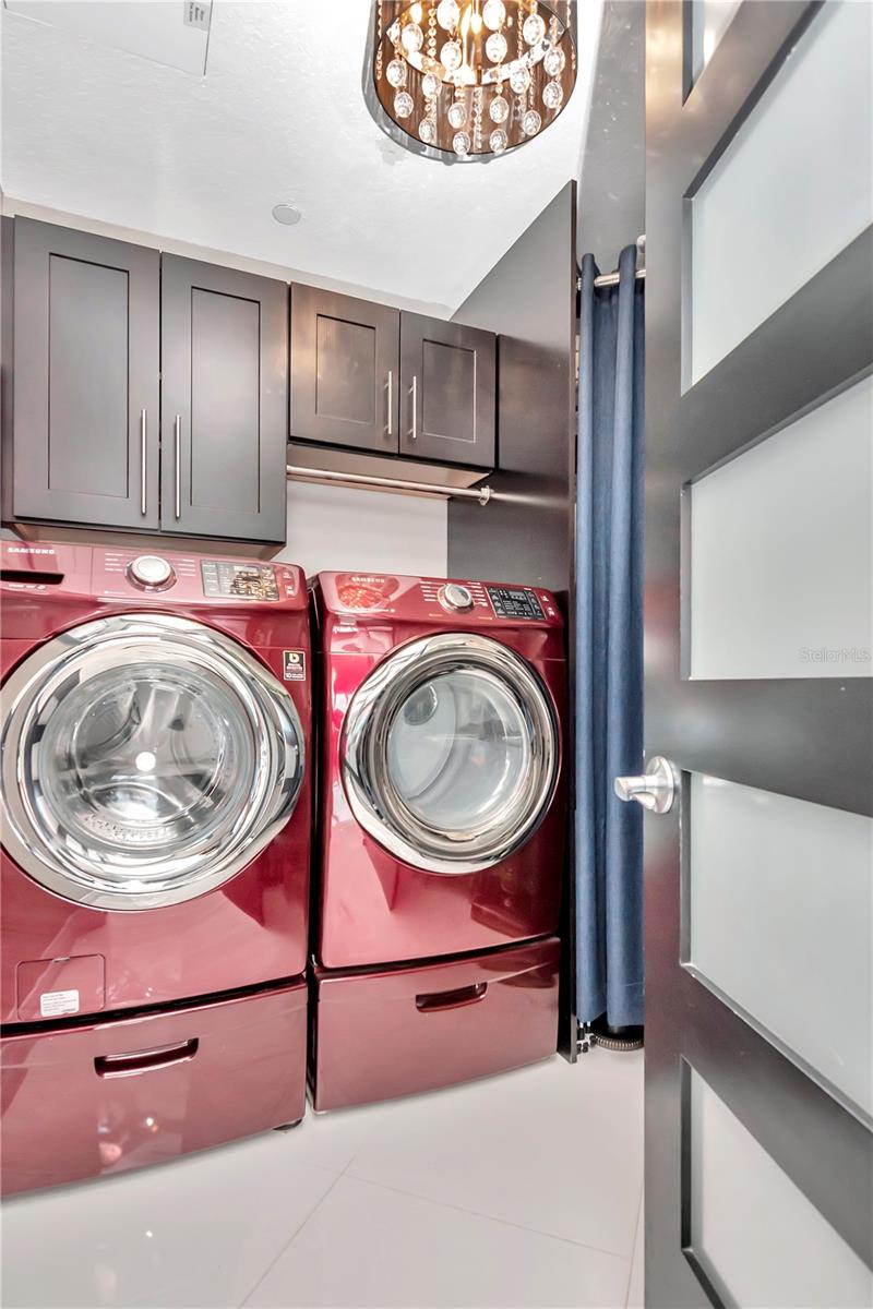 TOWERS OF CHANNELSIDE CONDOMIN - Residential