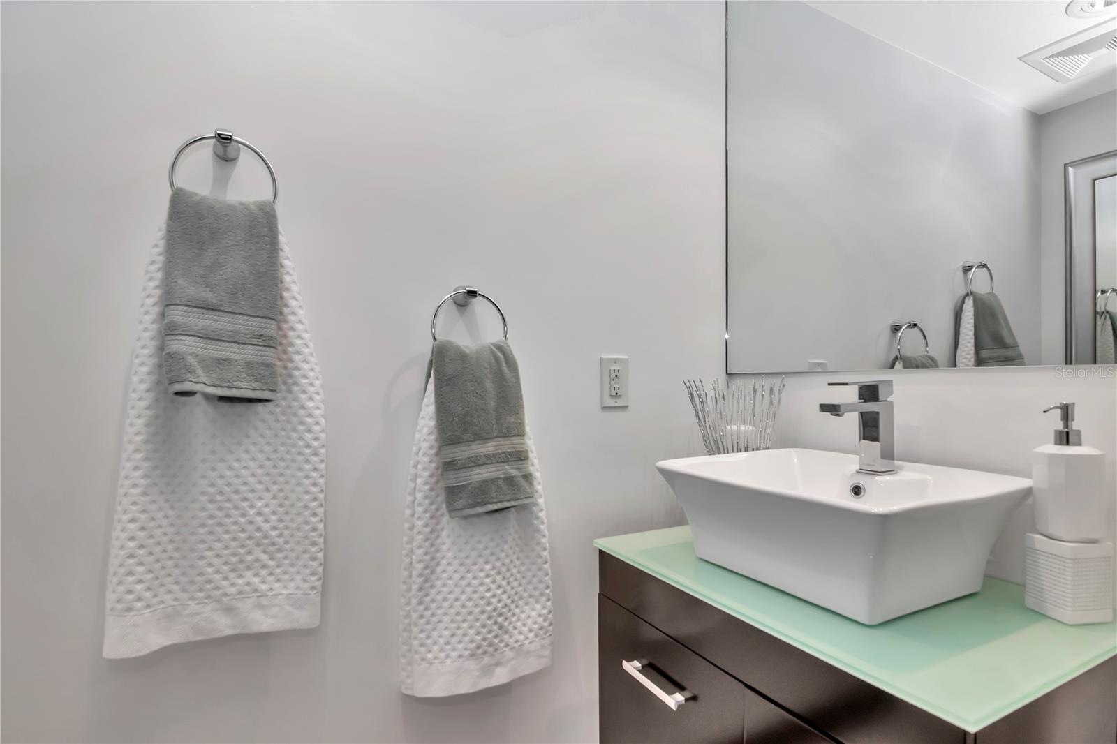 TOWERS OF CHANNELSIDE CONDOMIN - Residential