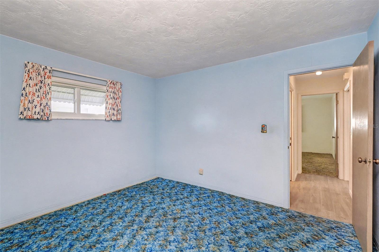 CROSSROADS ESTATES 1ST ADD - Residential