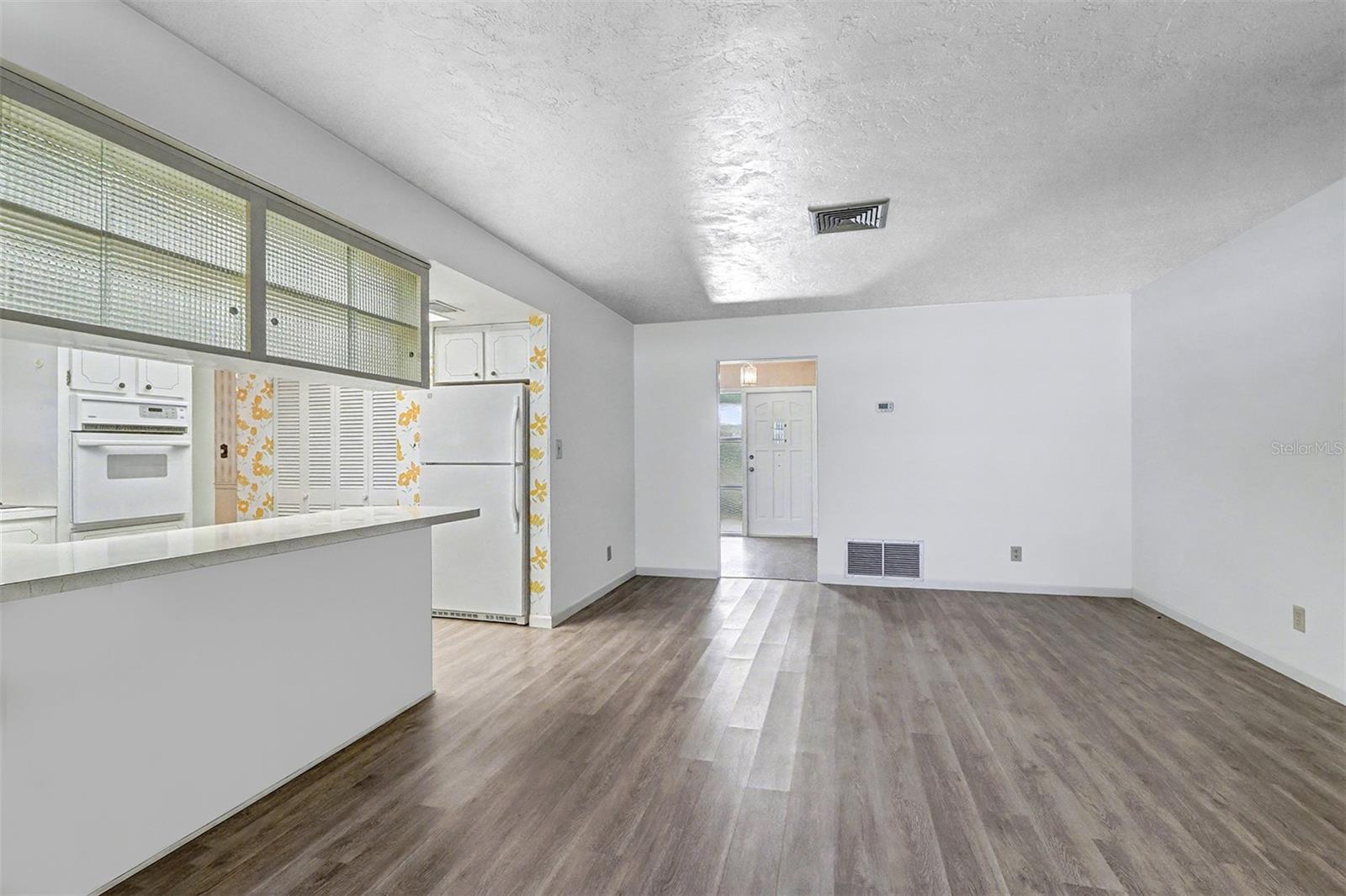 CROSSROADS ESTATES 1ST ADD - Residential