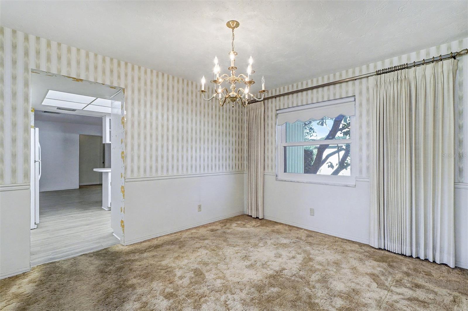 CROSSROADS ESTATES 1ST ADD - Residential