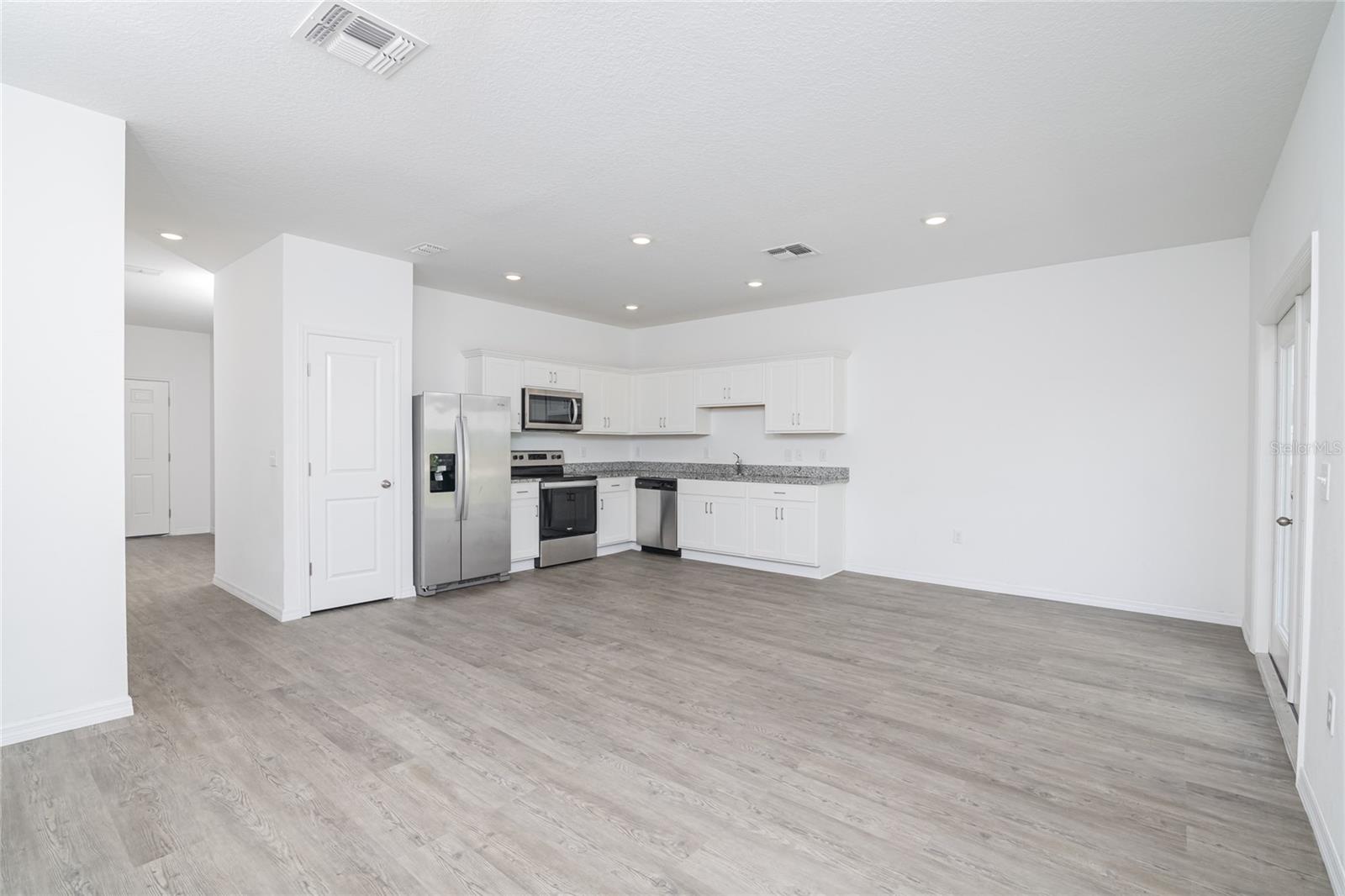 MADISON PLACE PH 3 - Residential