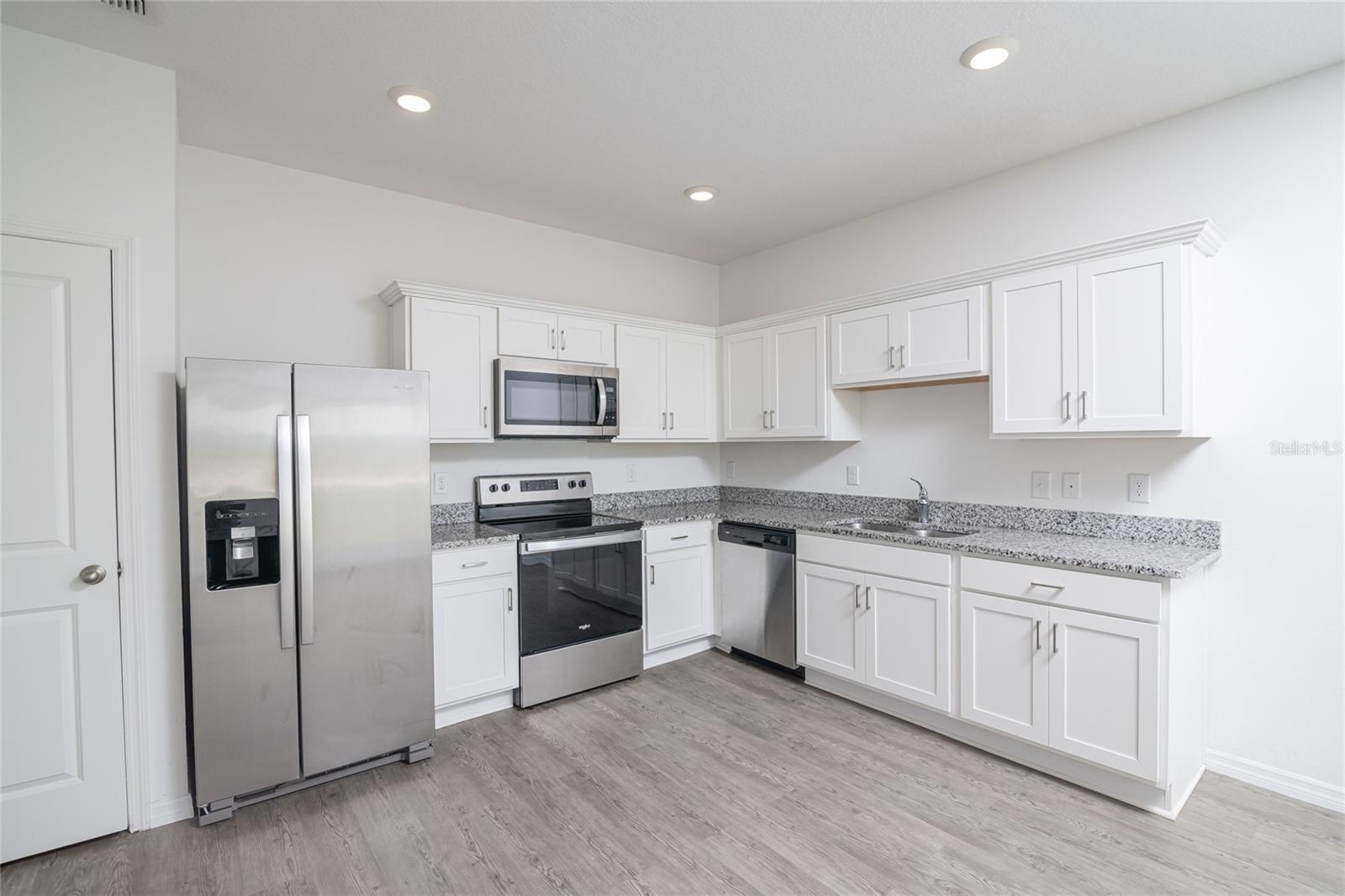 MADISON PLACE PH 3 - Residential