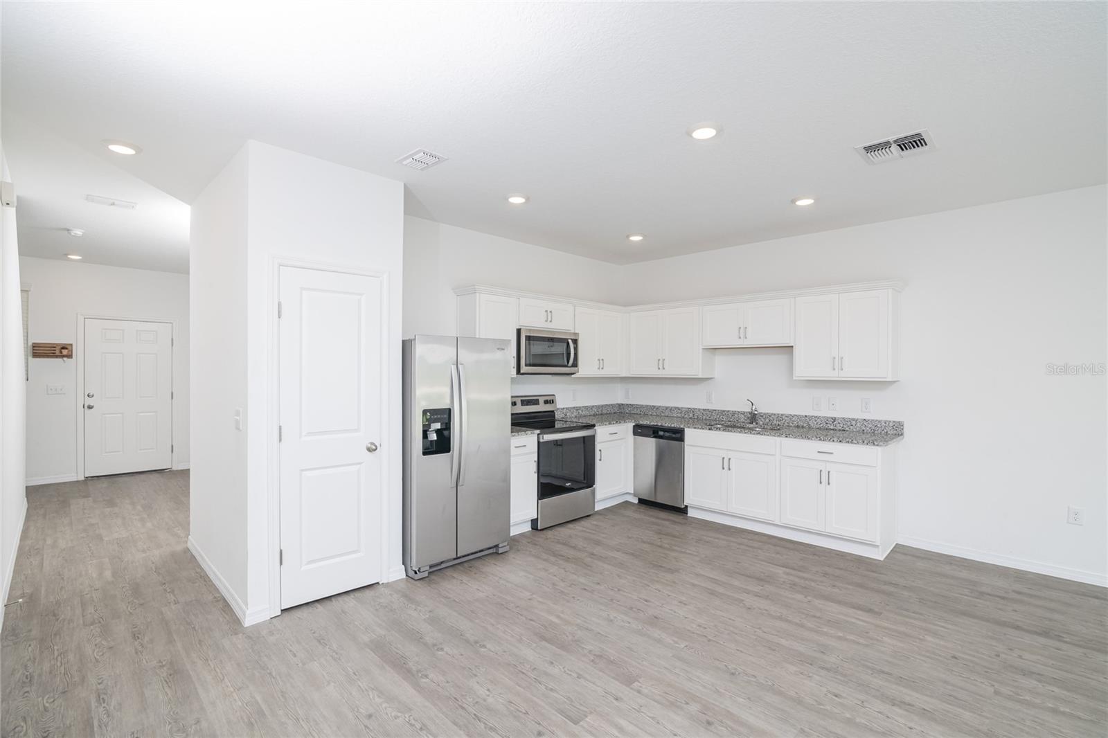 MADISON PLACE PH 3 - Residential