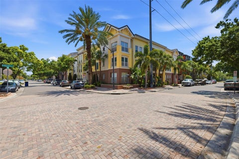 Photo of 520 S Armenia Avenue #1239A, Tampa, FL 33609 (MLS # TB8519950)