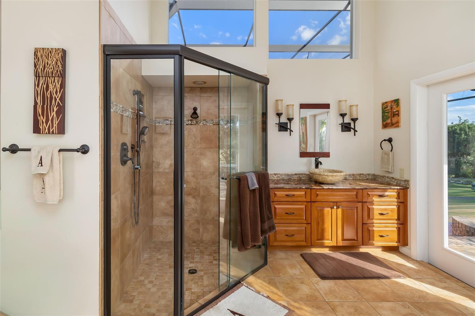 PRESTANCIA - Residential