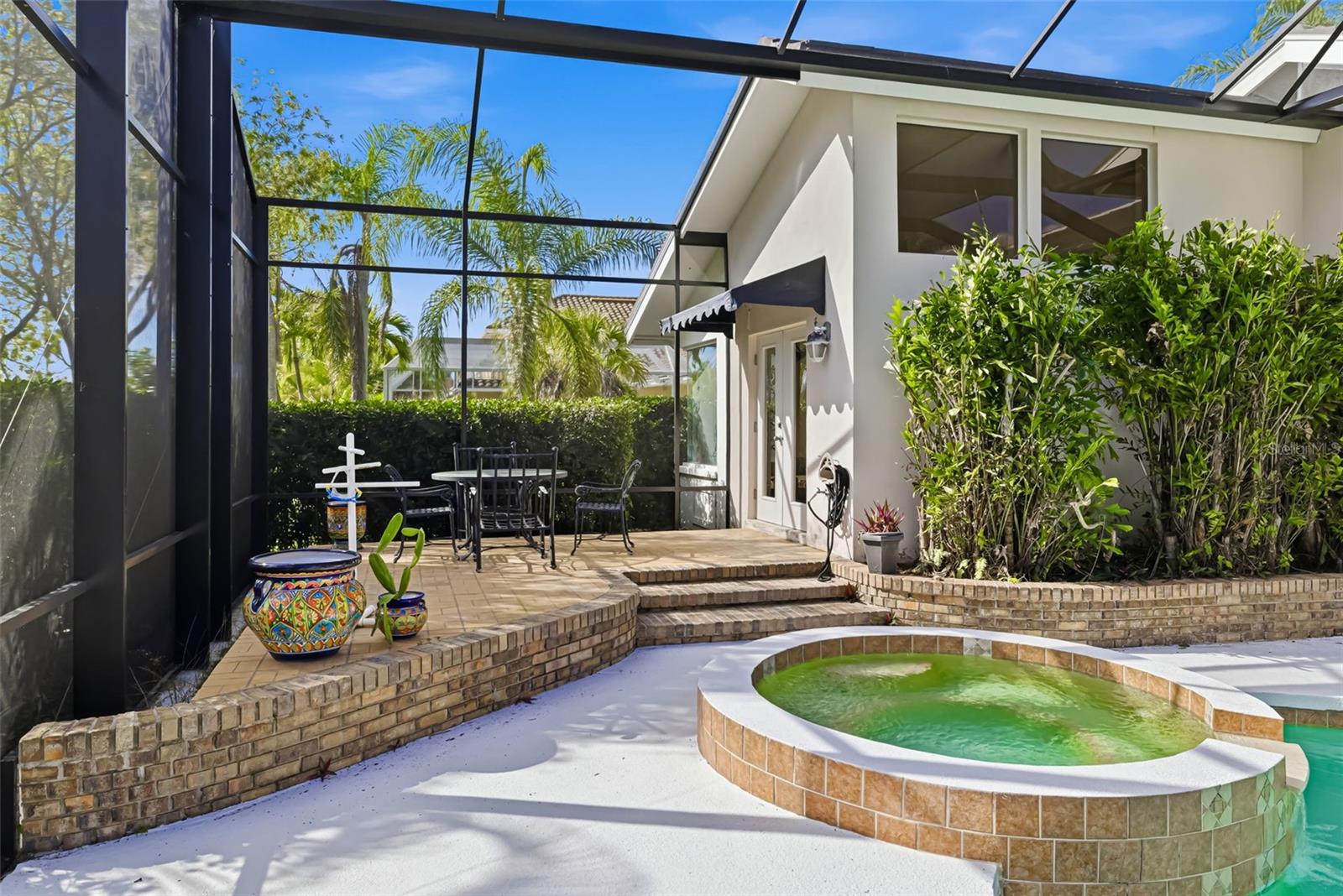 PRESTANCIA - Residential