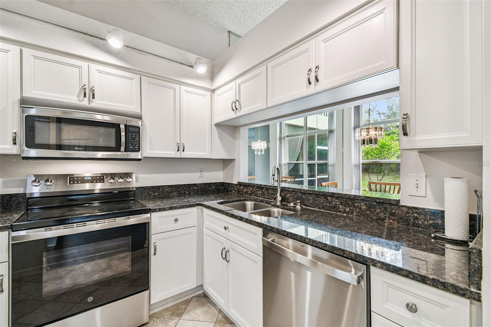 HEATHERWOOD UNIT ONE CONDO - Residential