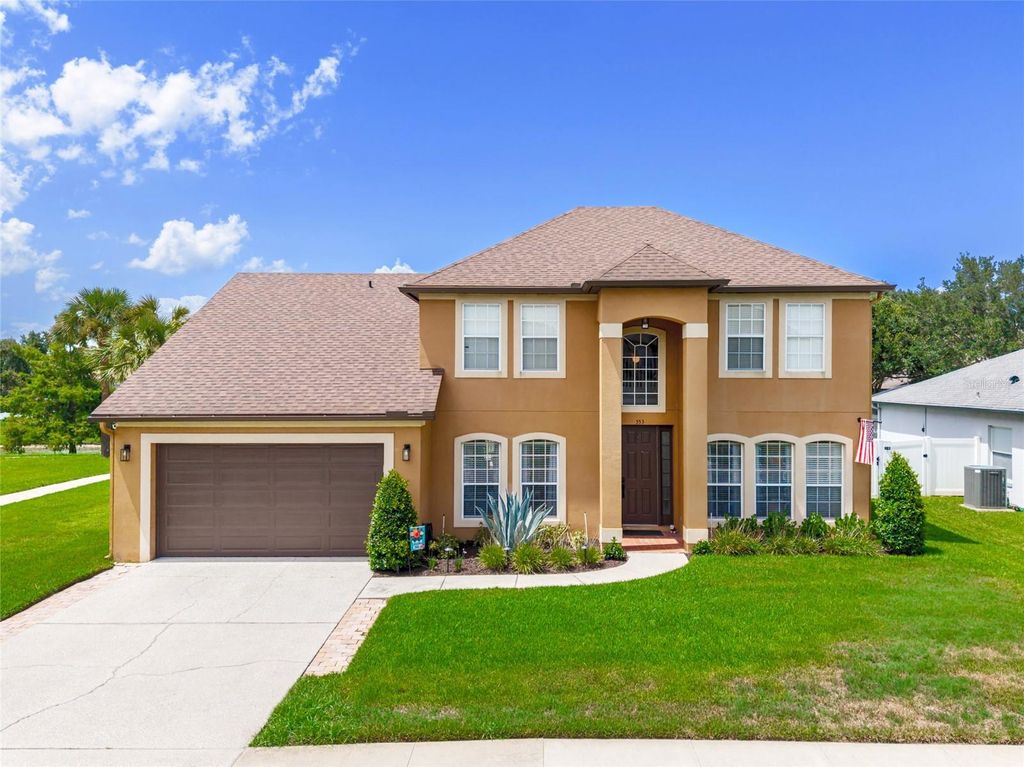 Photo of 353 Lake Amberleigh Drive, Winter Garden, FL 34787 (MLS # O6426485)