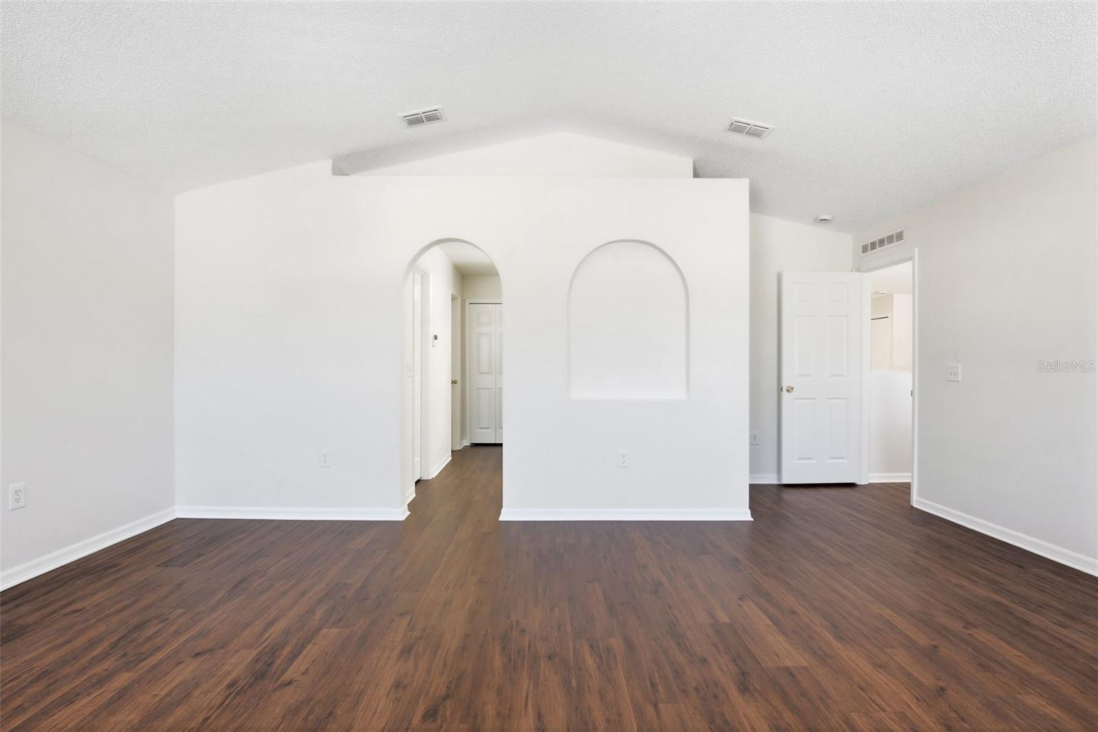 ABERDEEN PH 02 - Residential