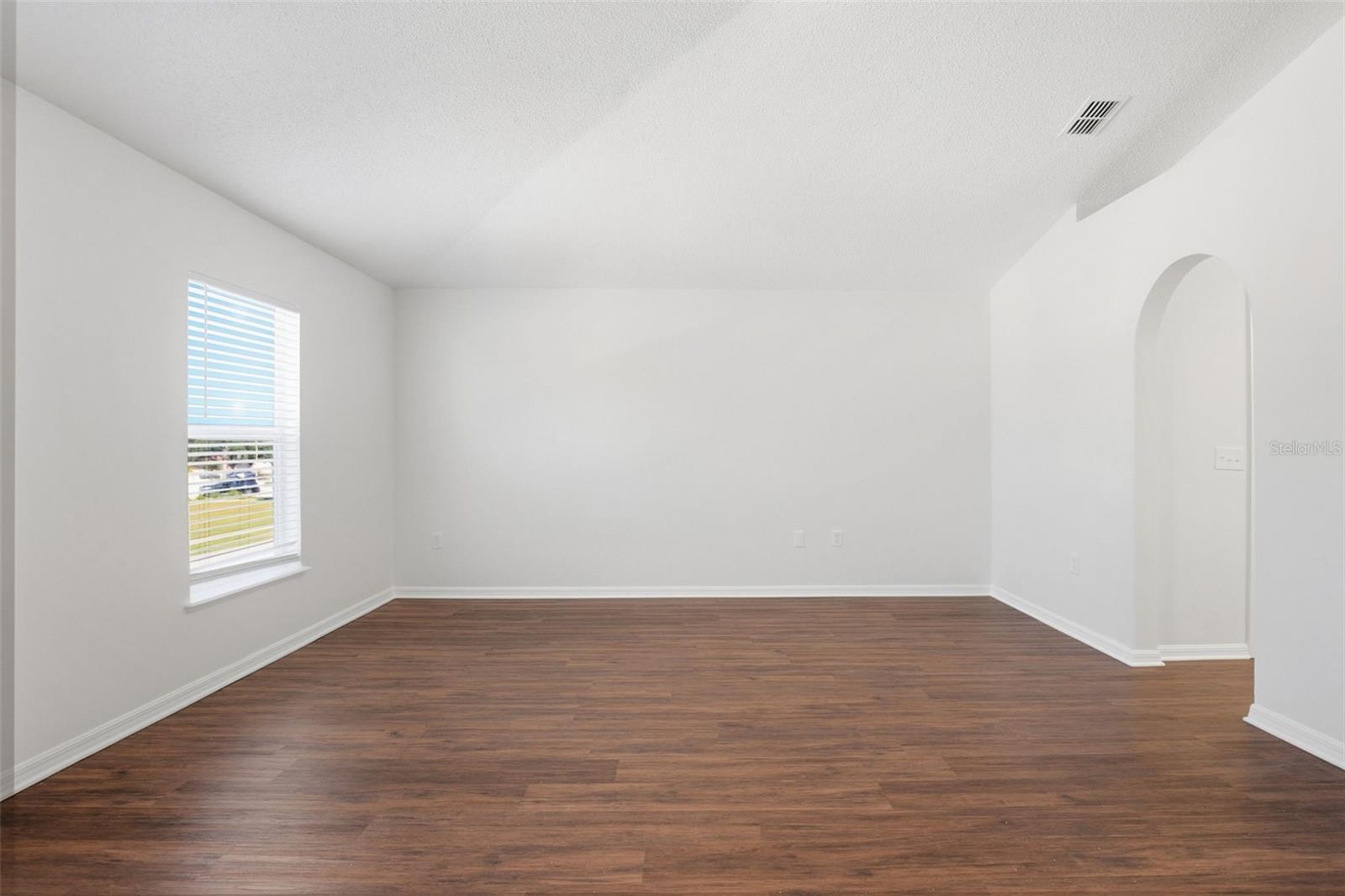 ABERDEEN PH 02 - Residential