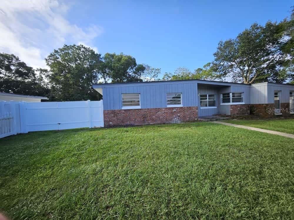 Photo of 7406 Nolton Way, Orlando, FL 32822 (MLS # O6444432)