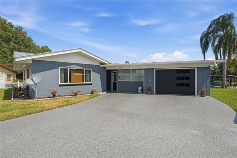 Tiny photo for 1612 Orange Avenue, Tavares, FL 32778 (MLS # G5118544)