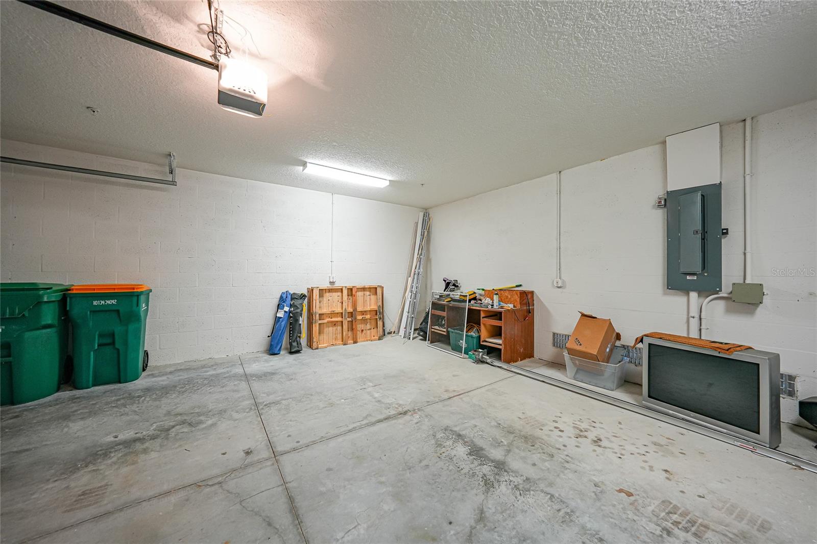 TOWNHOMES/CAPE HAZE - Residential