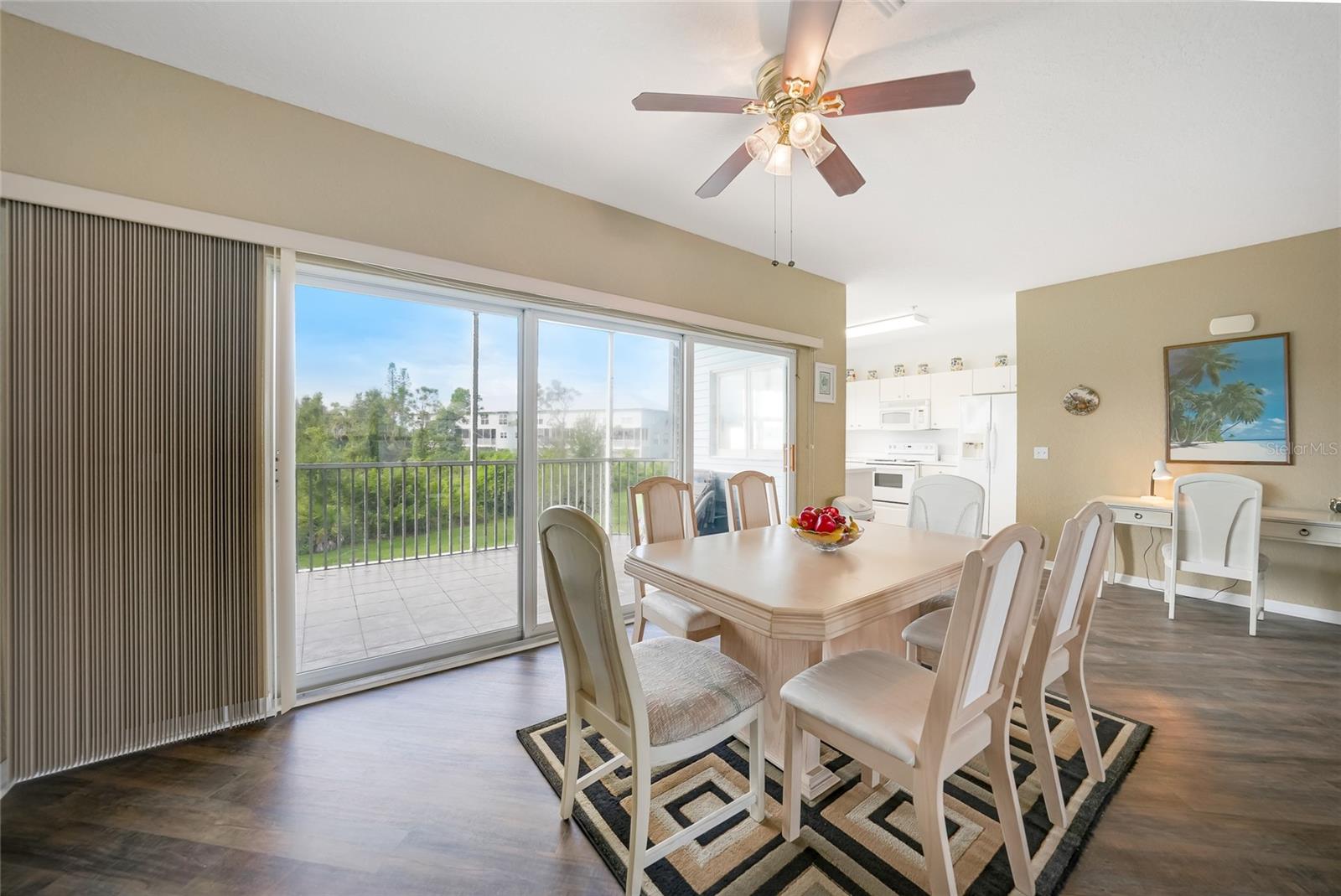 TOWNHOMES/CAPE HAZE - Residential