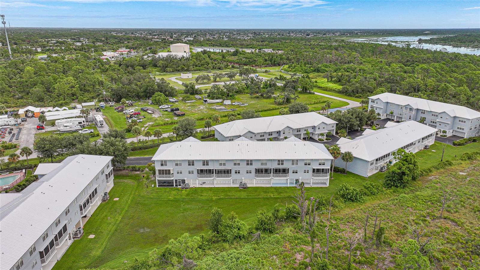 TOWNHOMES/CAPE HAZE - Residential