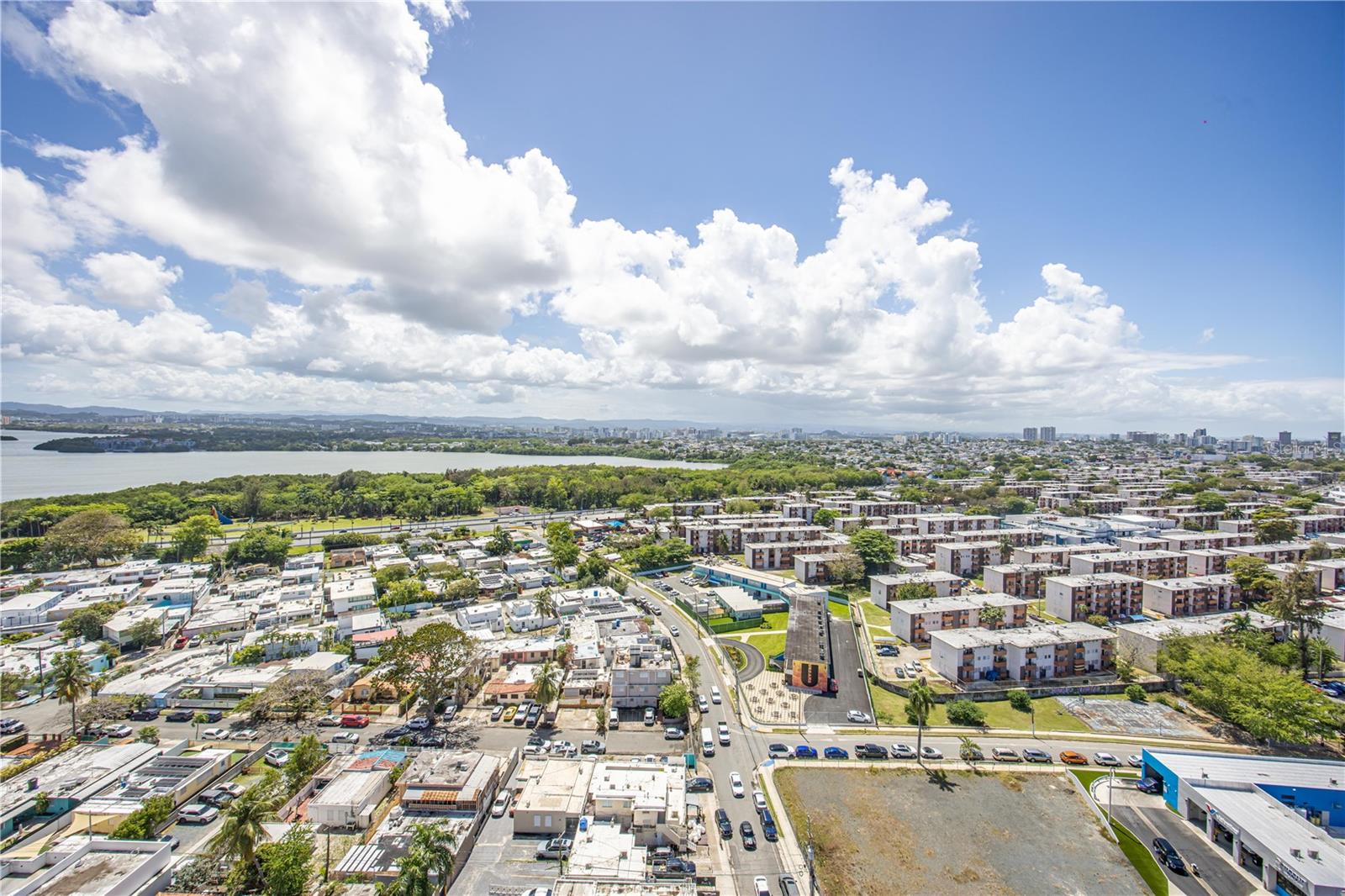 CONDOMINIO PLAZA DEL MAR - Residential