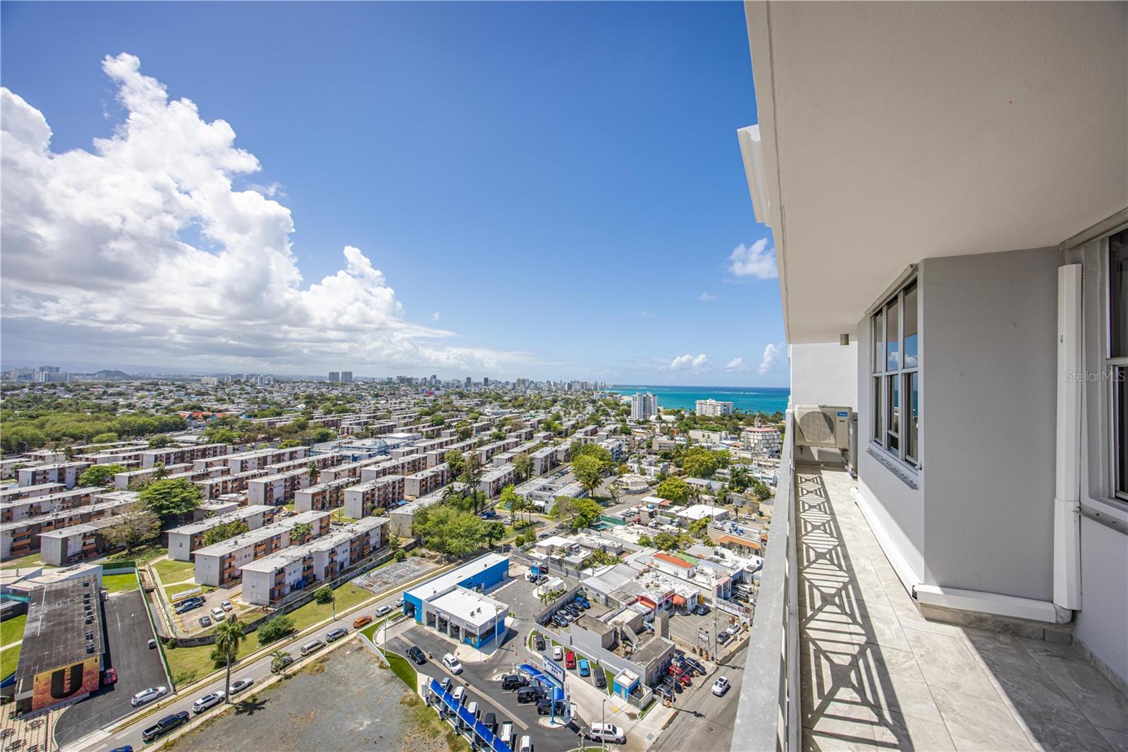 CONDOMINIO PLAZA DEL MAR - Residential